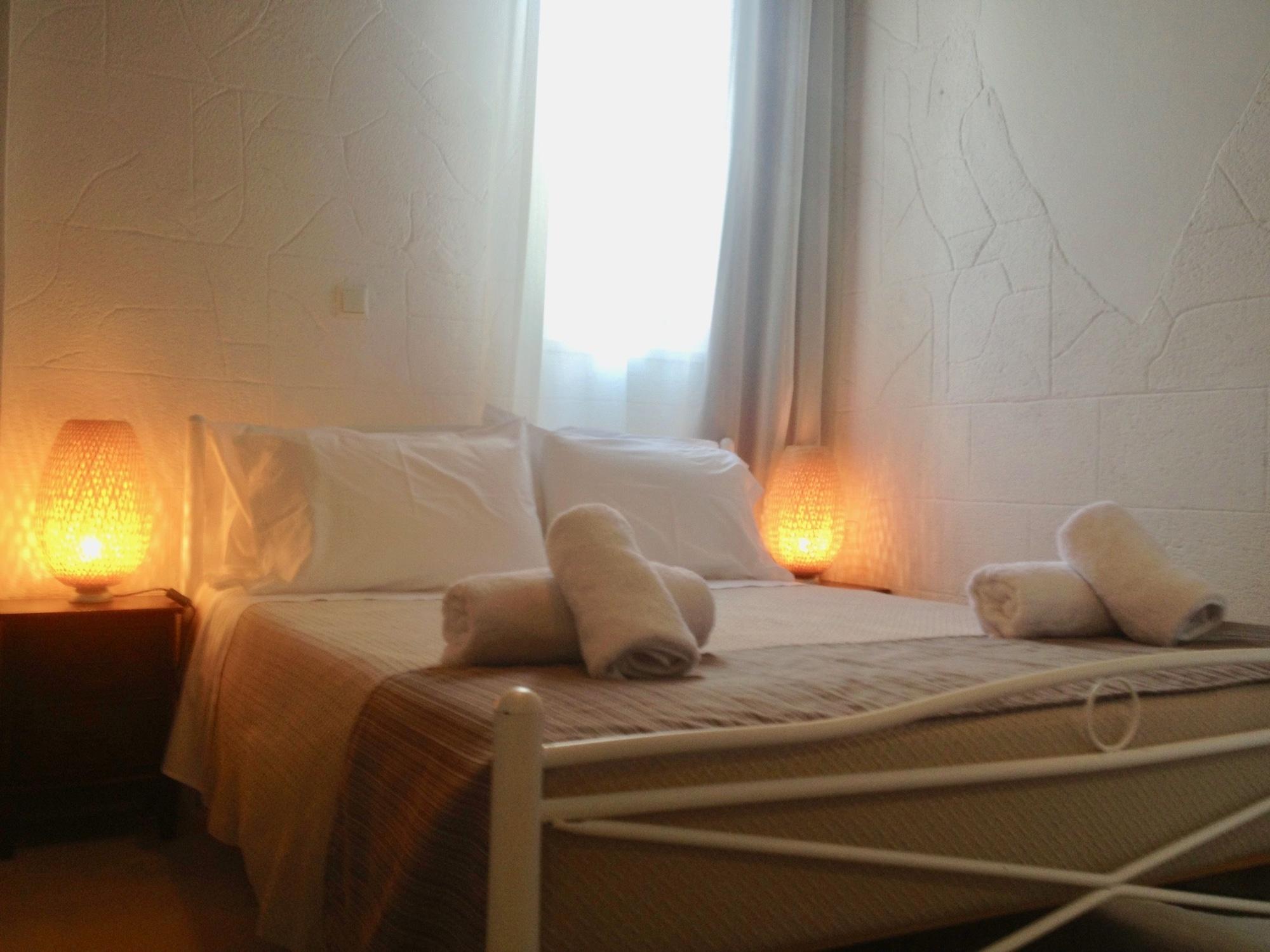Auberge 32 Old Town Rhodes City 外观 照片