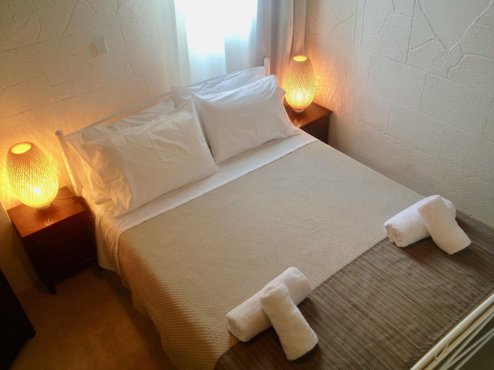 Auberge 32 Old Town Rhodes City 外观 照片