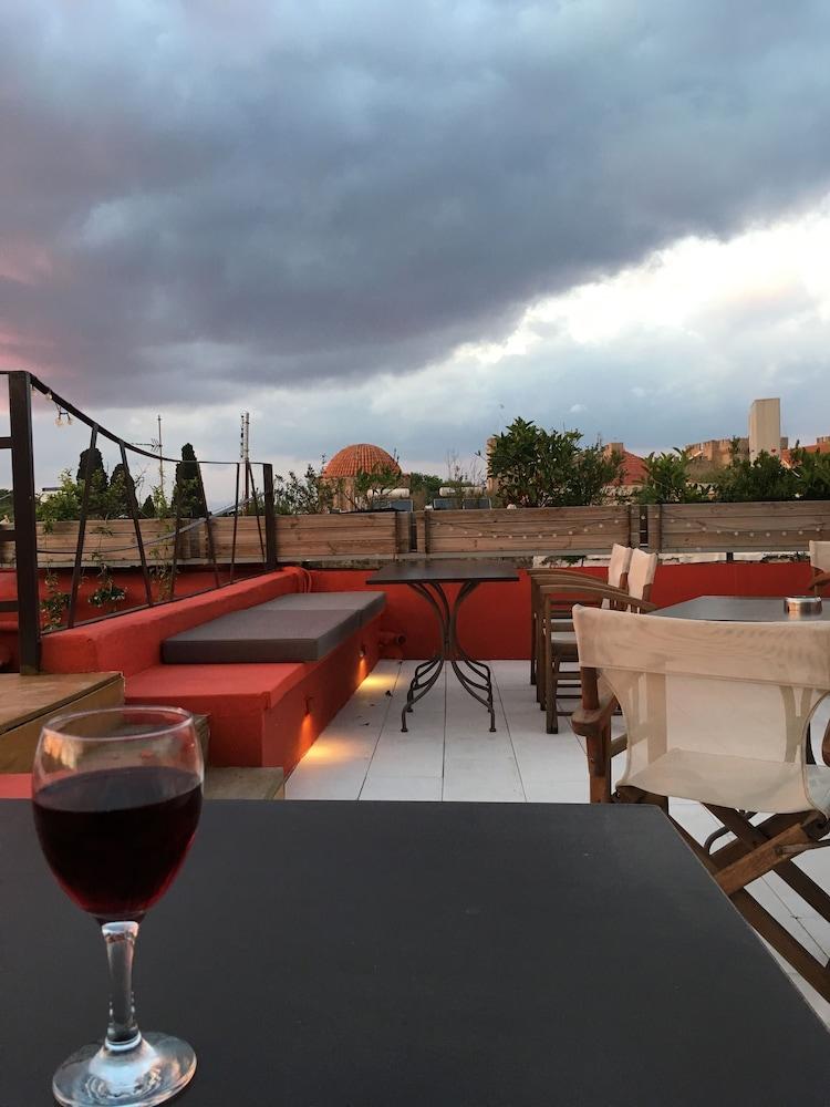 Auberge 32 Old Town Rhodes City 外观 照片