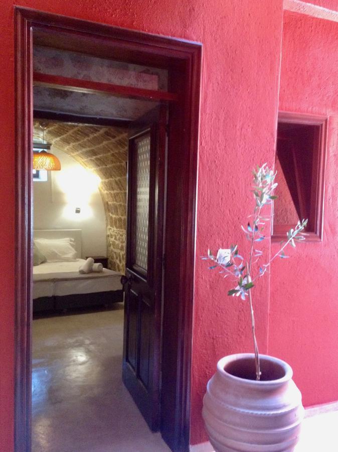 Auberge 32 Old Town Rhodes City 外观 照片