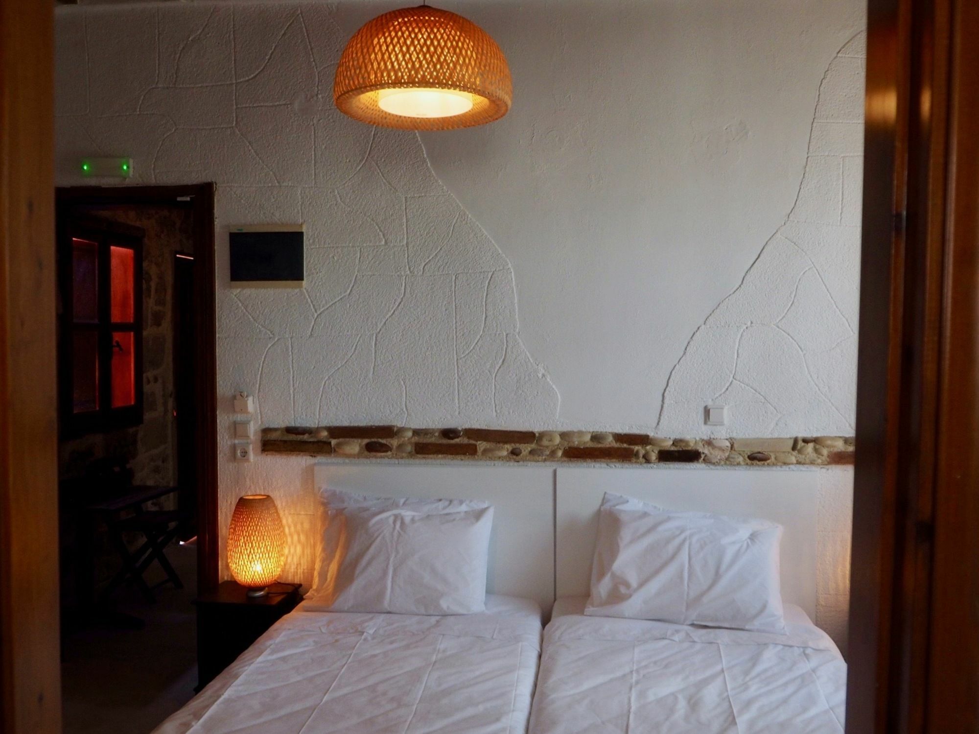 Auberge 32 Old Town Rhodes City 外观 照片